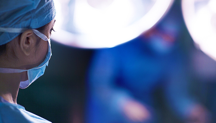 取保候审,北大医院,医院就诊,警方,产妇,医务人员,患者家属,殴打,案发,公安分局