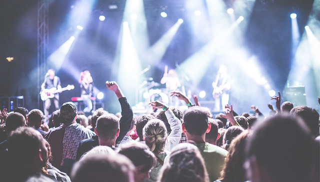 音乐节,一线城市,地方地理,市场号召力,市场整体,城市增长,衍生品市场,市场规模,东坡文化,市场动态