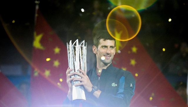 小德完胜丘里奇四度登顶上海 大师赛32冠逼近纳达尔纪录