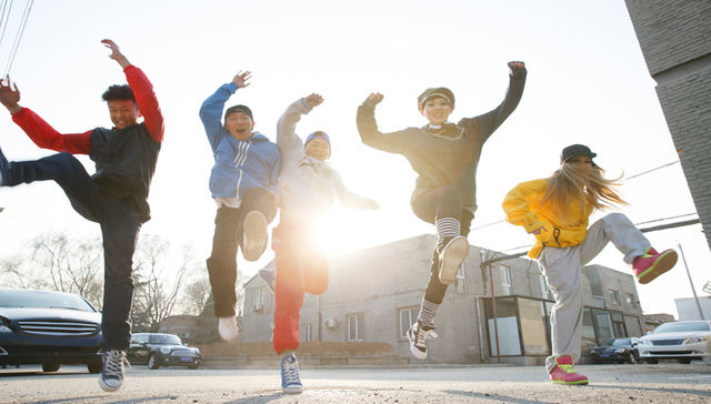 中国折叠里的普通青春
