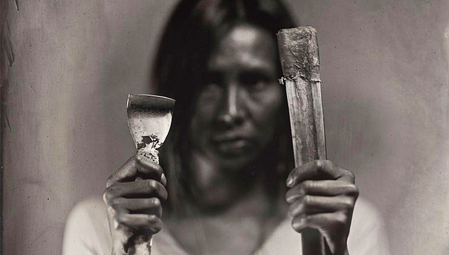 一场与历史的对话：古老的摄影技法与北美原住民的新故事