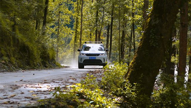 路虎开启自驾路线评级 我们开着新款发现5走了一条两星线路