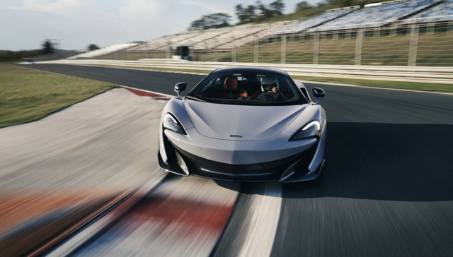 从600LT身上 我们所看到的不是变化而是进化