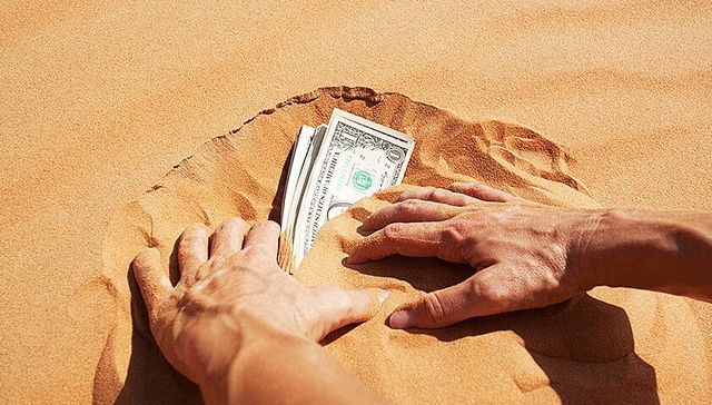 罗永浩,三线手机,资金饥渴,节流,锤子,国资,手机厂商,出货量,工位,技术团队