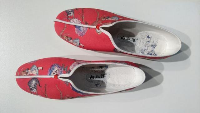 和日本设计师合作 165岁的内联升要做潮牌了