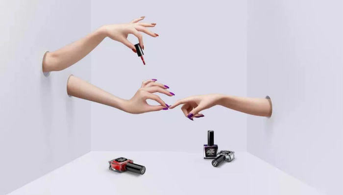 【发现好物】上海时装周模特们的“团宠”，竟然是一款能“闪电更换”的指甲油