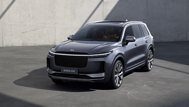 理想智造首款没有里程焦虑的电动汽车发布了 我们还有些疑问