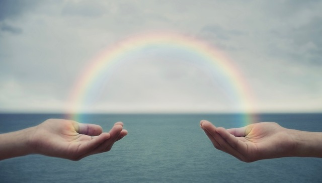 人民日报评中美贸易争端：风雨过后是彩虹