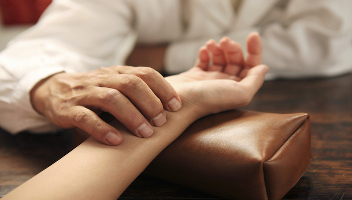 APP、专家、商品都是假的!  