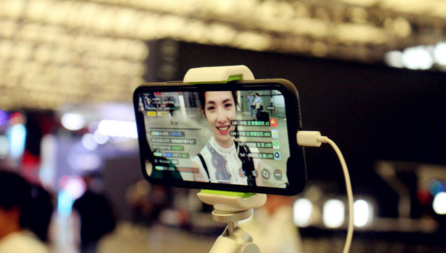 王思聪,直播,熊猫,VIE,融资,架构,腾讯,中国经营报,斗鱼,旗下