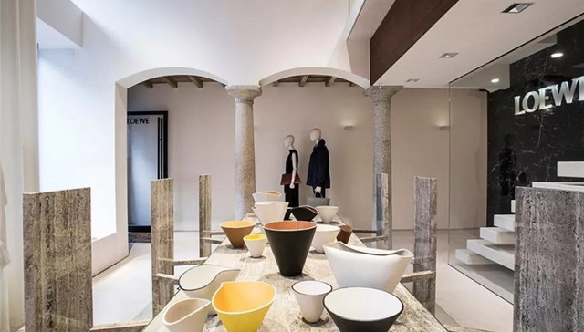 LOEWE，让传统手工艺变身抢手时髦尖货