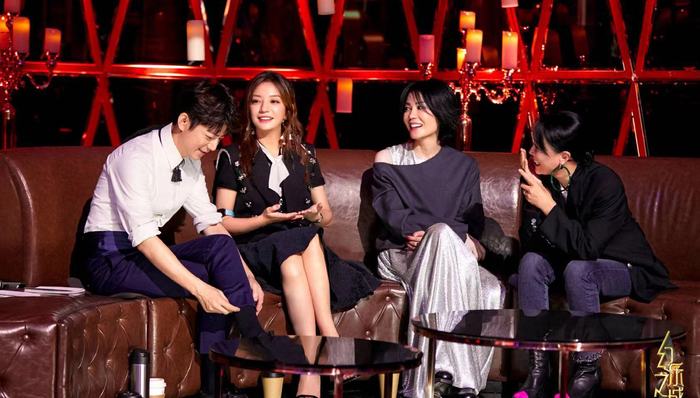 观众,幻乐之城,明星母女,低级趣味,作品,幻月,窦靖童,音乐故事,一念,沉浸式