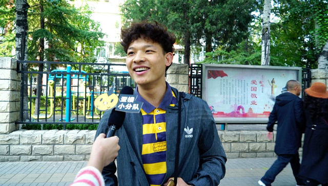 直男夸女生的套路，看得我想哭