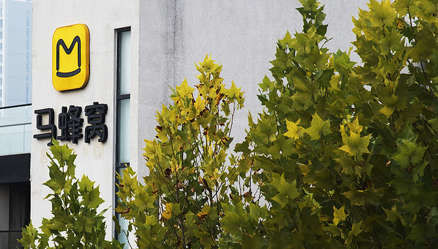 【评论】捅马蜂窝捅破了行业的膨胀剂