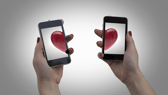 相亲网站,央视新闻,机器人