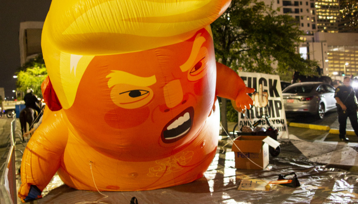 唐纳德·特朗普,新书,思想武器,英国脱欧,新自由主义