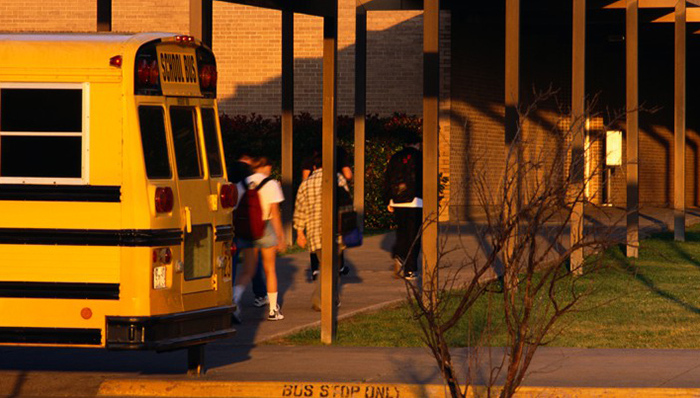 教育,城市,思想武器