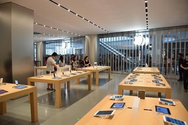 苹果零售店,苹果首席,大跃进,苹果手机,eMarketer,大屏幕手机,苹果中国,苹果产品,苹果公司