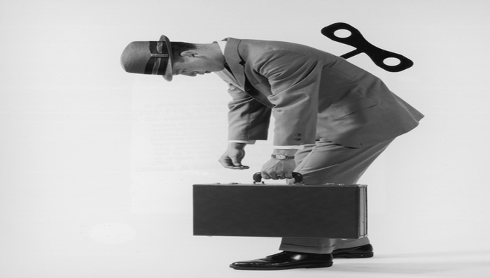 “上半场求存，下半场求真”：关于中年危机