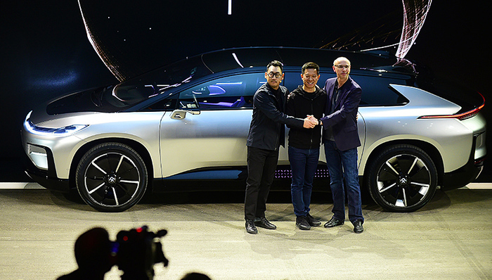 公司财务,桑普森辞职