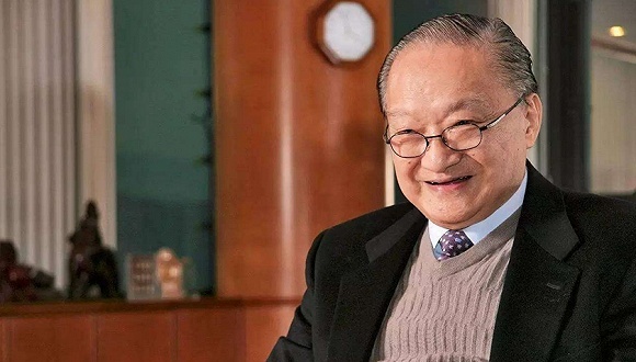 鹿鼎记,金庸,阿米尔·汗,影星,查良镛,射雕英雄传,笑傲江湖,天龙八部,倚天屠龙记,神雕侠侣