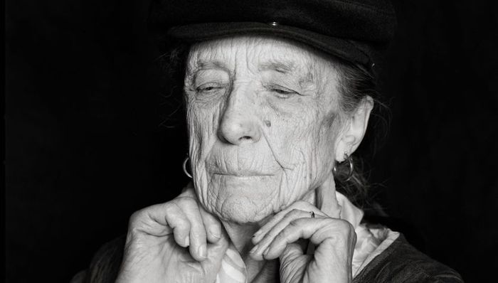 艺术家,家庭暴力,当代艺术,身体