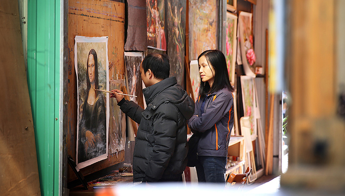 大芬村,北京798,产业集聚,产业集群,全球产业,产业协会,产业转型,产业链条,大芬油画村,深圳发展