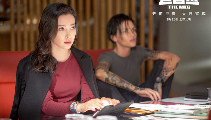 合拍片,走红毯,谷歌,AuYeung,经济放缓,中美两国,巨齿鲨,演员,导演,幕味