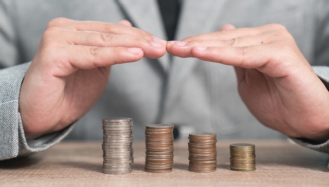 金控公司，中国人民银行