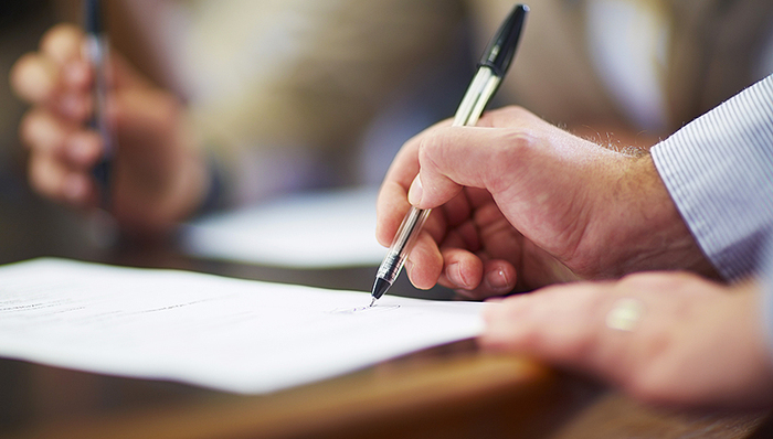 群兴,卖身,接盘,成都数字,九次方,原创,总股本,IPO,汉鼎,西村