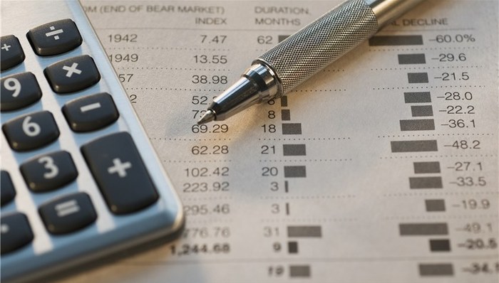 卖方分析师年产17万份研报 含金量究竟有多少？