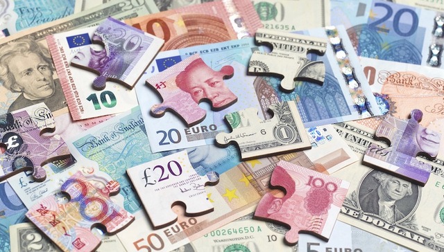 外储连续三个月下降 10月减少规模创近两年最高