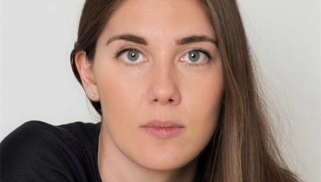 调整焦点：去关注女作家的作品 而非她们的人生