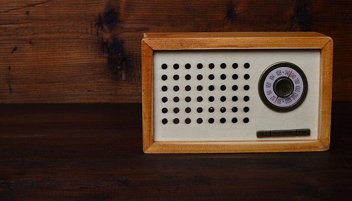 知识,IP,付费,FM,红利,巨头,听书,广播剧,抢饭碗,老兵