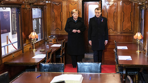 为了欧洲与和平：默克尔马克龙共同见证一战结束100周年