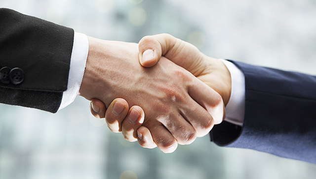 中国与新加坡签署《自由贸易协定升级议定书》