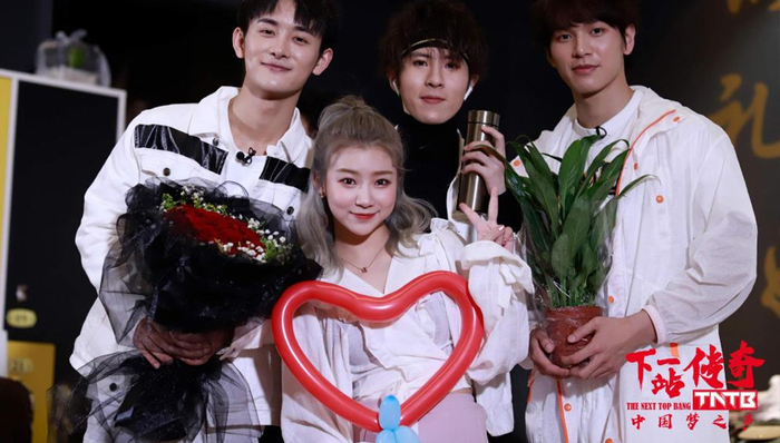 下一站传奇,101,观众,选秀网,支付宝,偶练,大江东去,土偶,豆瓣,百团大战