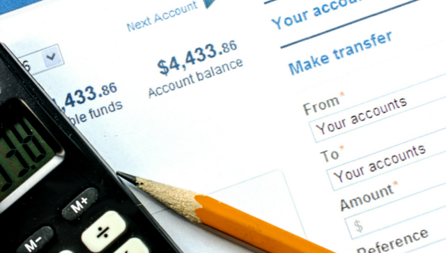 揭秘中国理财师生存现状！年薪超百万只占5%，