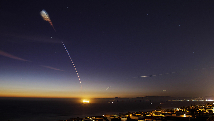 SpaceX,发射窗口,通讯卫星,猎鹰,弘艺,Es,周四,土星5号,测试,点火