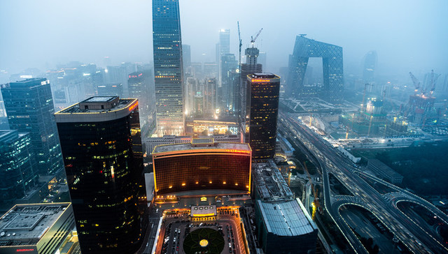 专家详解京津冀重污染：污染物排放量大是主因 大雾助力