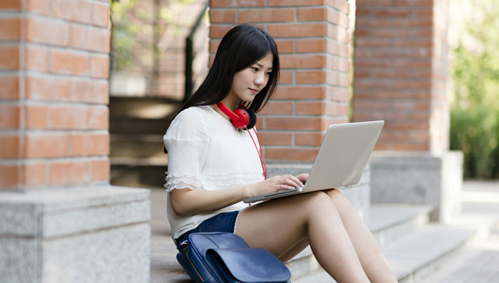 在线教育,新东方