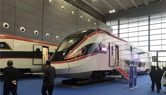 中车,株机,复兴号,动车组,中铁,高速动车组,自主研发,时速,动力集中,型式试验