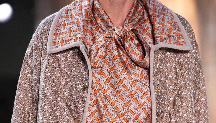 Burberry,时尚商业说