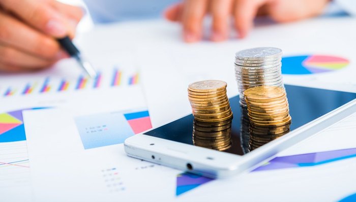 A股三大指数全线低开，妖股恒立实业跌幅超8%