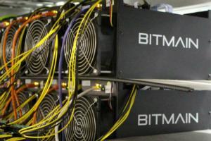 比特币跌去78%重返一年前价格，比特大陆“算力大战”被指为导火索