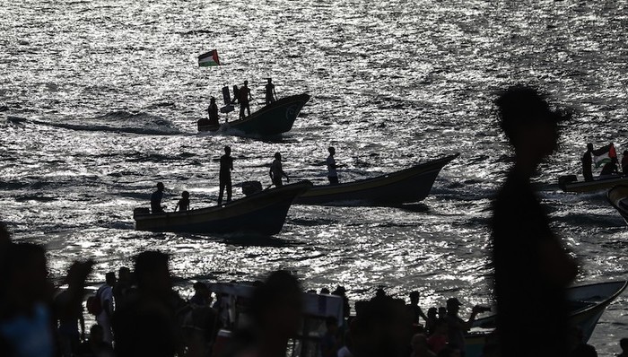 以色列,,潜艇,,难民船