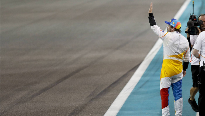 2018赛季F1最终落幕：汉密尔顿加冕五冠成优质偶像，阿隆索18年生涯终告别