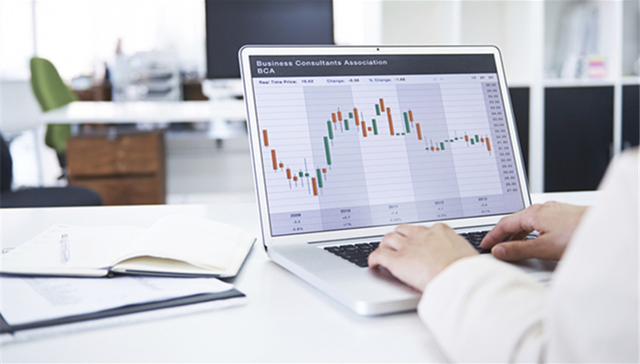 马耳他,公民满意度,送钱,,,财政计划,他,买房,,,2019年