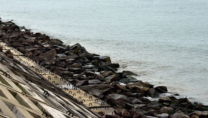 制造业PMI,中央环保督察,张家口爆燃事故,义务教育