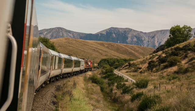用一张欧铁车票，开启全年畅通的荷比两国经典人文之旅